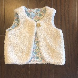 ❌SOLD❌Mini Boden reversible fleece vest 12-18 M